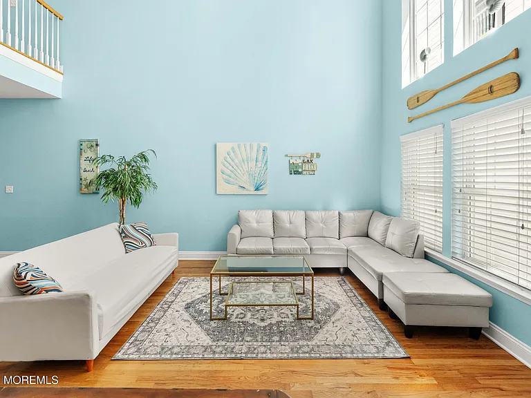 15 Sumner Ave #12 — Photo 12