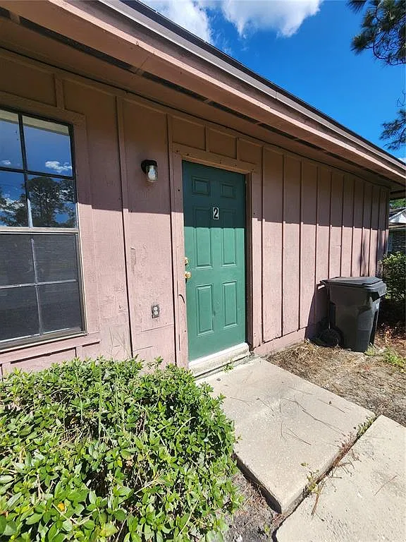 2 bed, 1.0 bath, 755 sqft, $925 — Photo 1