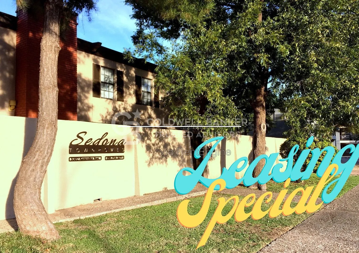 2 bed, 1.5 bath, 1300 sqft, $950 — Photo 1