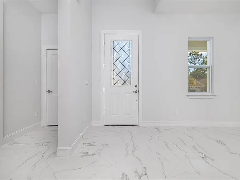 9 Watkins Pl — Photo 4