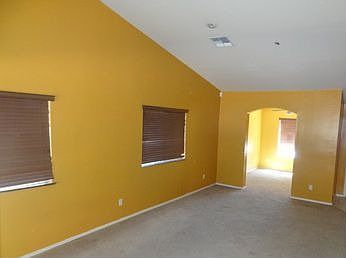 3rd image of 5914 S 32nd Ave
