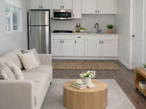 (undisclosed Address), Van Nuys, CA 91406