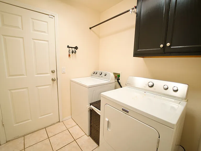13217 Springcreek Dr — Photo 31