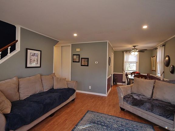 5th image of 13 Osage Dr W