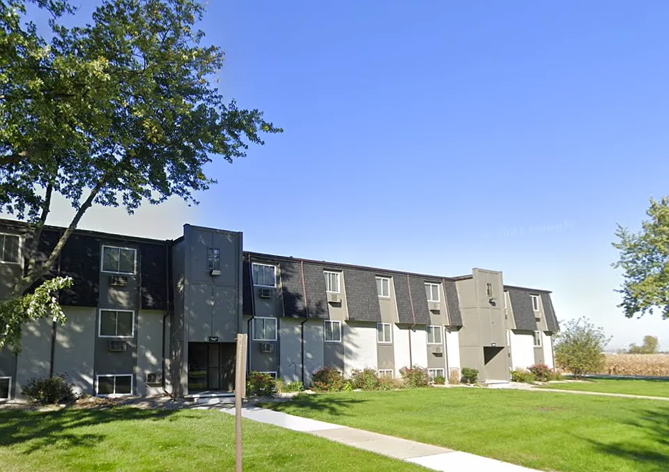 Building Photo 2
