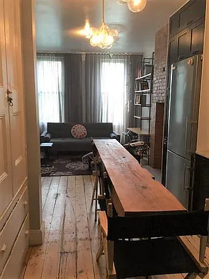 Rented by Triumph Property Group | media 9