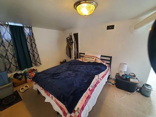 305 Scott Ave #B — Photo 6