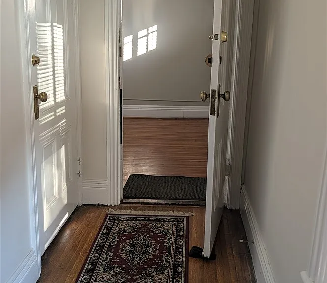 28 Vick Park #B — Photo 23