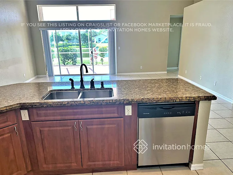 3573 Moon Bay Cir — Photo 5