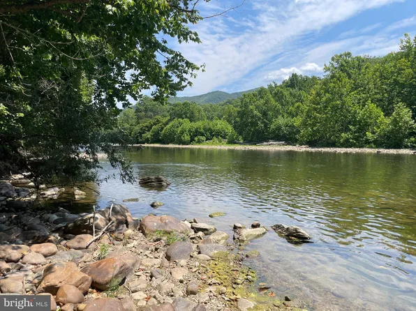 River Hills Rd, Shenandoah, VA 22849