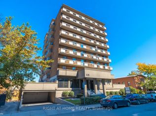 125 Forest Ave #805, Hamilton, ON L8N 1X7