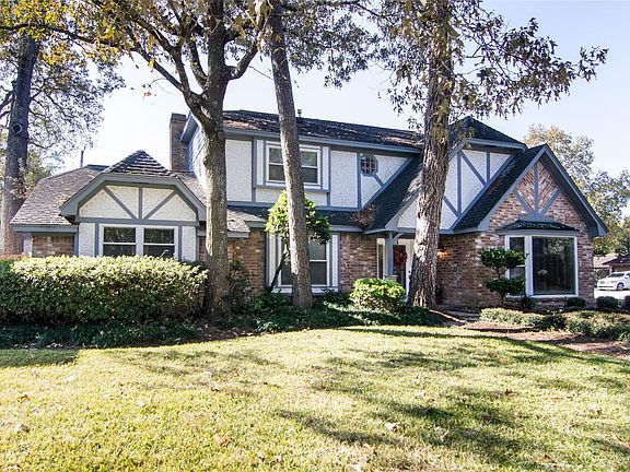 2nd image of 20219 Pinehurst Trail Dr