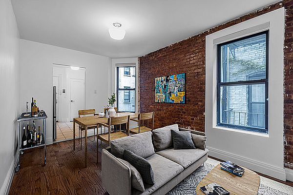 1st image of 168-170 E 81st St #4C