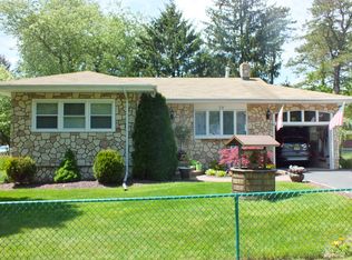 28 Ridgedale Rd, Jackson, NJ 08527