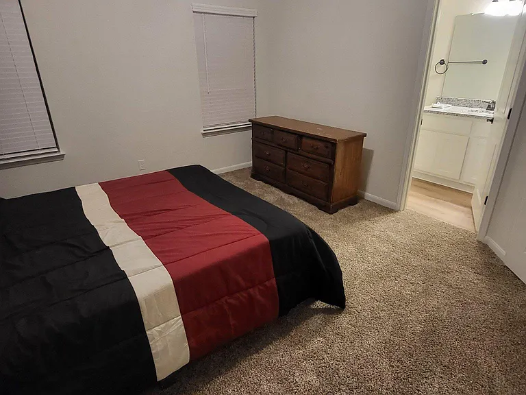 13838 Enzo Gate — Photo 11