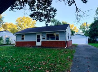 1104 E Delaware Ave, Urbana, IL 61801