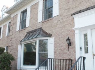 45 S Maple Ave, Park Ridge, NJ 07656