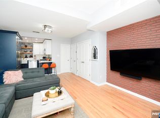 186 Wayne St APT 119D, Jersey City, NJ