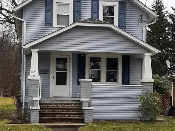 1607 Breiding Rd, Akron, OH 44310