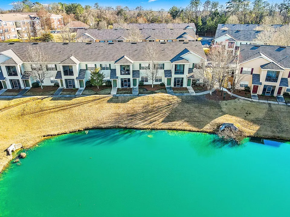 447 W Longleaf Dr #1305
