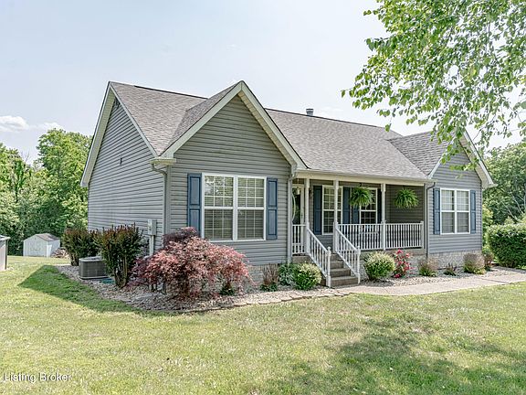 3rd image of 115 Treestand Ct