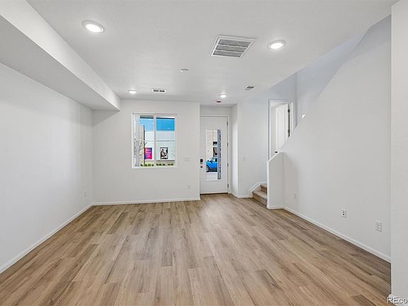 3rd image of 542 Pagosa Street
