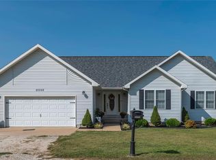 23352 Riptide Dr, Waynesville, MO 65583