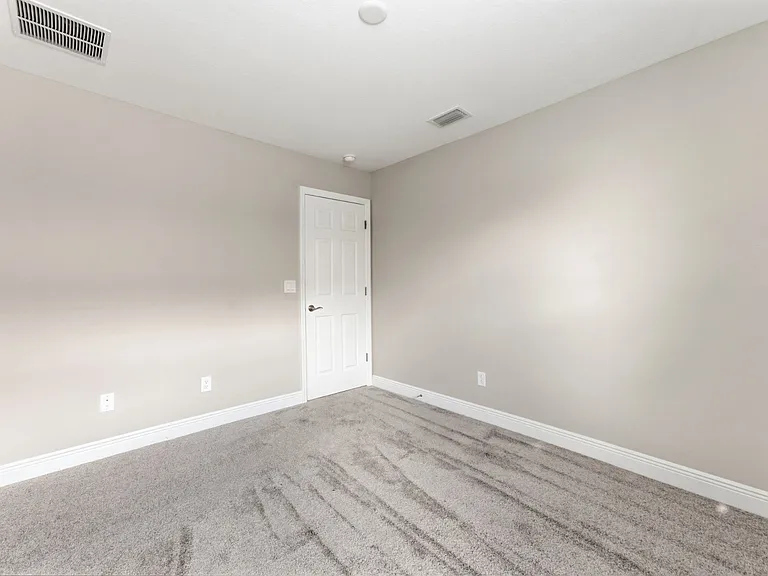 3940 Maurice Ave — Photo 36