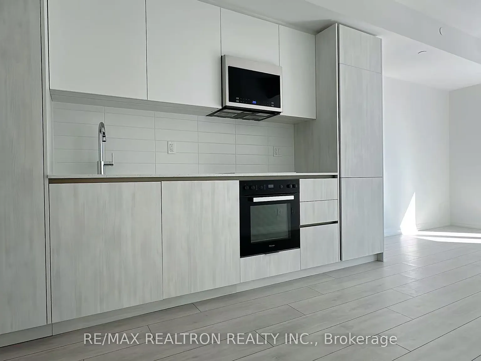 1 bed, $2,550 — Photo 4