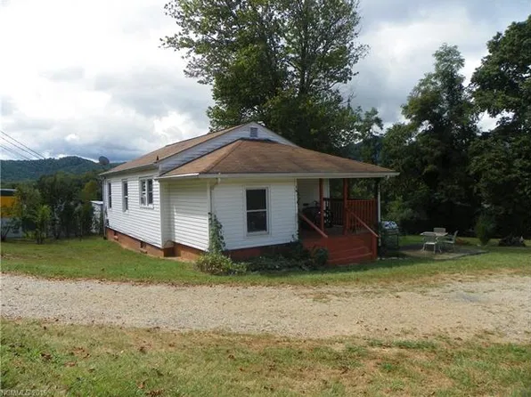 106 Aloha Circle Ext, Candler, NC 28715
