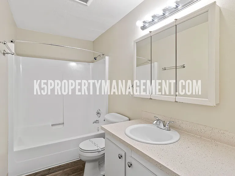 19765 SW 65th Ave — Photo 13