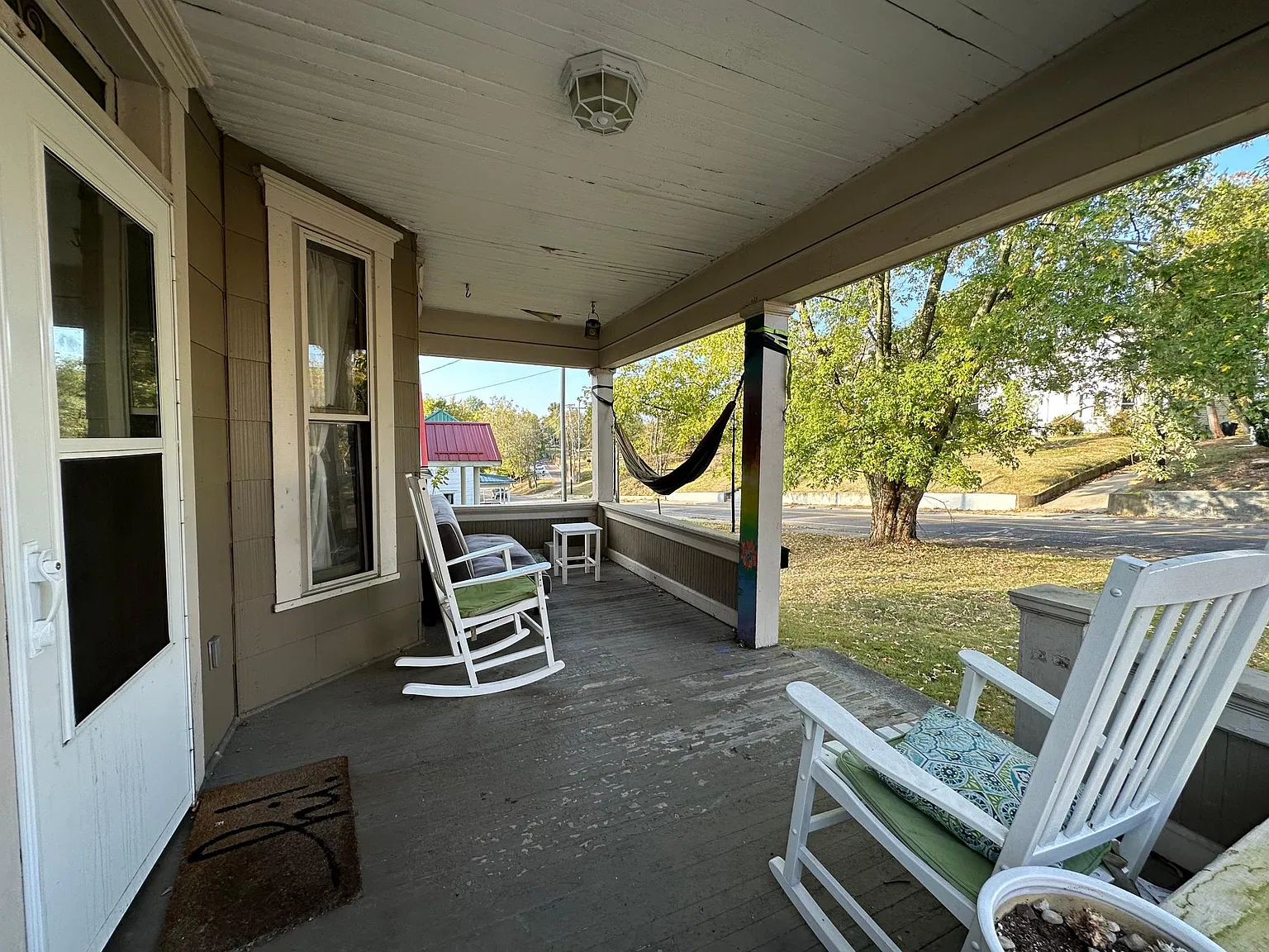 4 bed, 1800 sqft, $1,800 — Photo 3