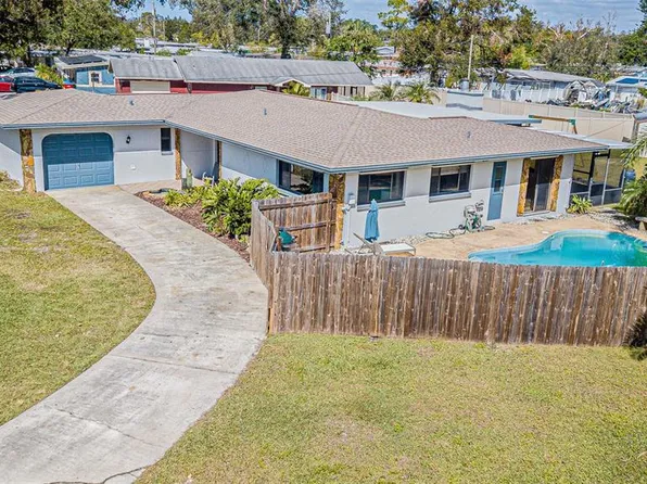 8495 Gerbera Ave, Seminole, FL 33777