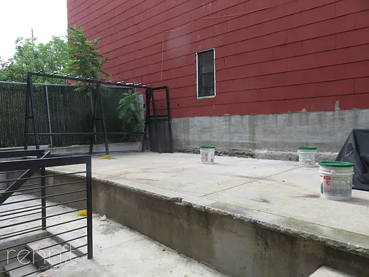 Rented by Rennit Inc. | media 86