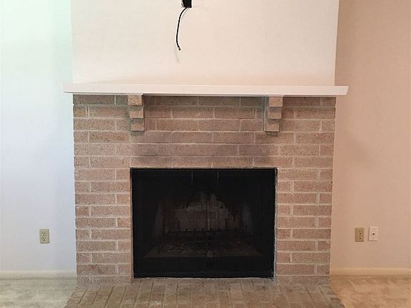 5th image of 5925 Meadow Way