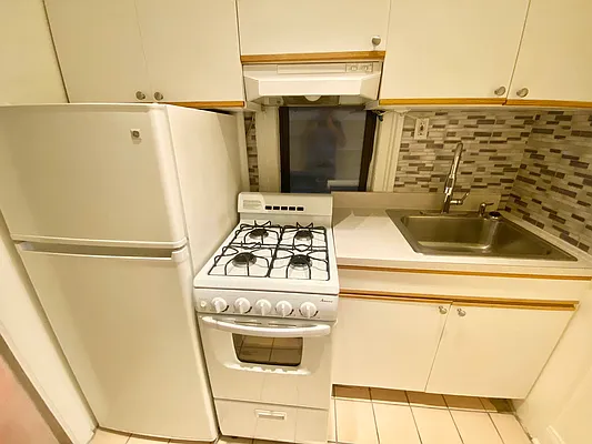 Rented by JM Preston Properties LLC | media 7