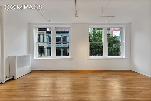 Rented by Compass | media 9