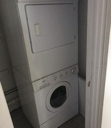 5th image of 806 Garnet Dr