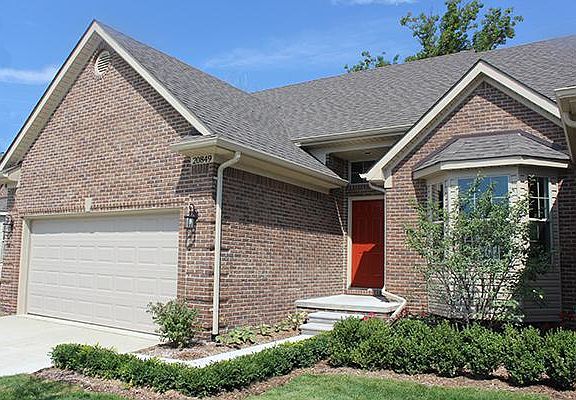 2nd image of 45917 Beaufort Dr #Q5c5l1