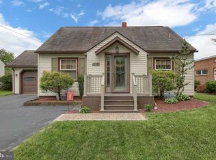 215 Pine Rd, Mount Holly Springs, PA 17065