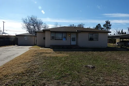 703 Dixie Dr Photo 1