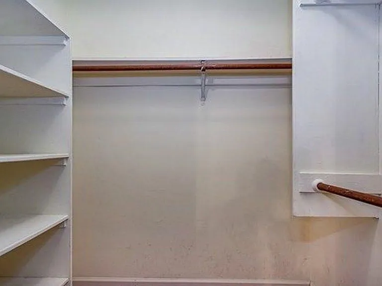 101 Kinross Dr #4 — Photo 13