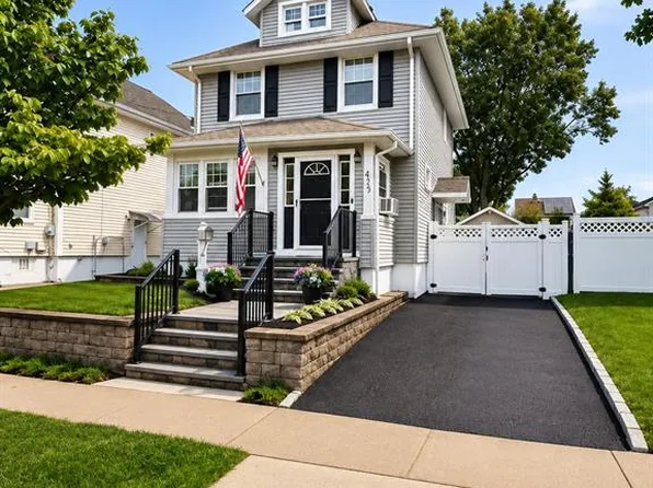 439 Lake Ave, Lyndhurst, NJ 07071