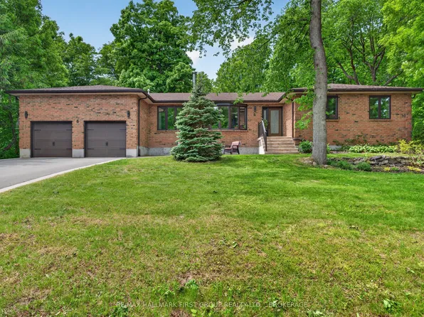 6 Wilmot St, Kingston, ON K7L 4V1