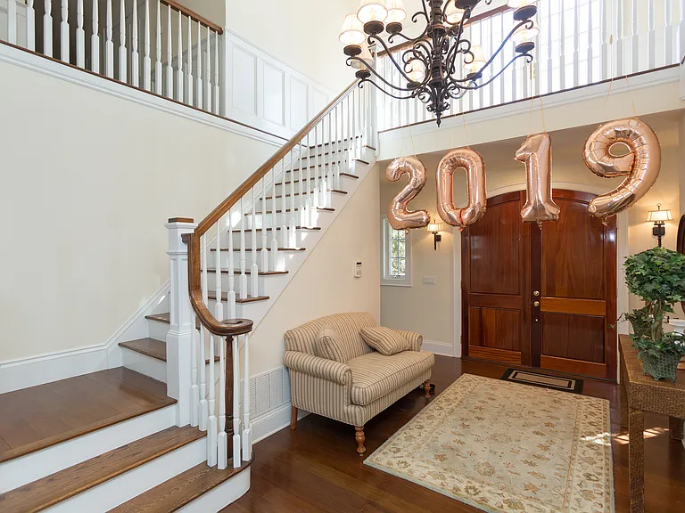 21 Fieldview Ln — Photo 5