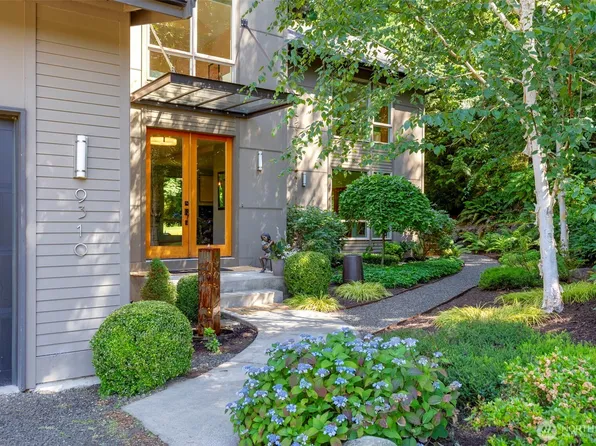 9310 Hemlock Avenue NE, Bainbridge Island, WA 98110