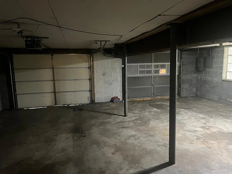 241 Shirley Dr — Photo 20