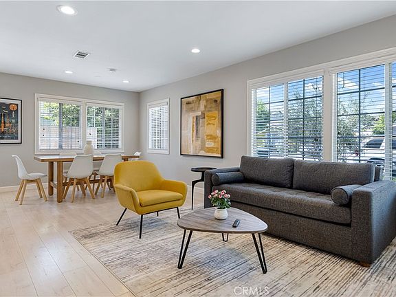 2nd image of 10928 Wildflower Rd
