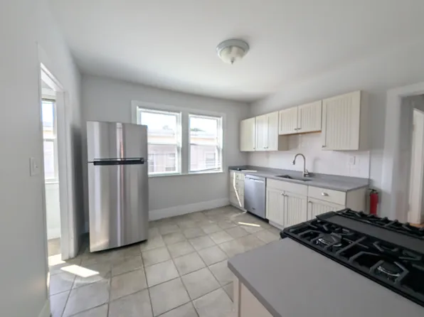 69 Raymond Ave, Somerville, MA