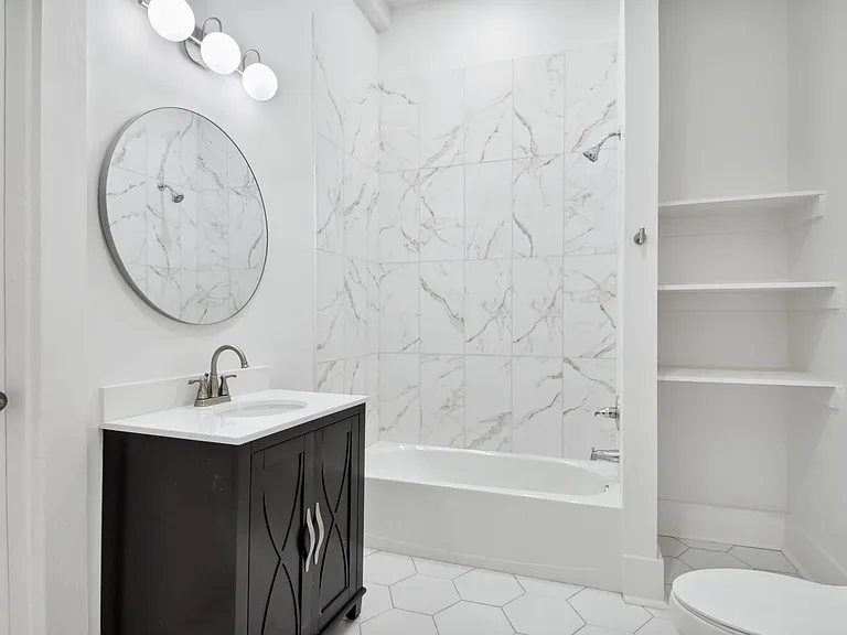 2502 Peniston St — Photo 11